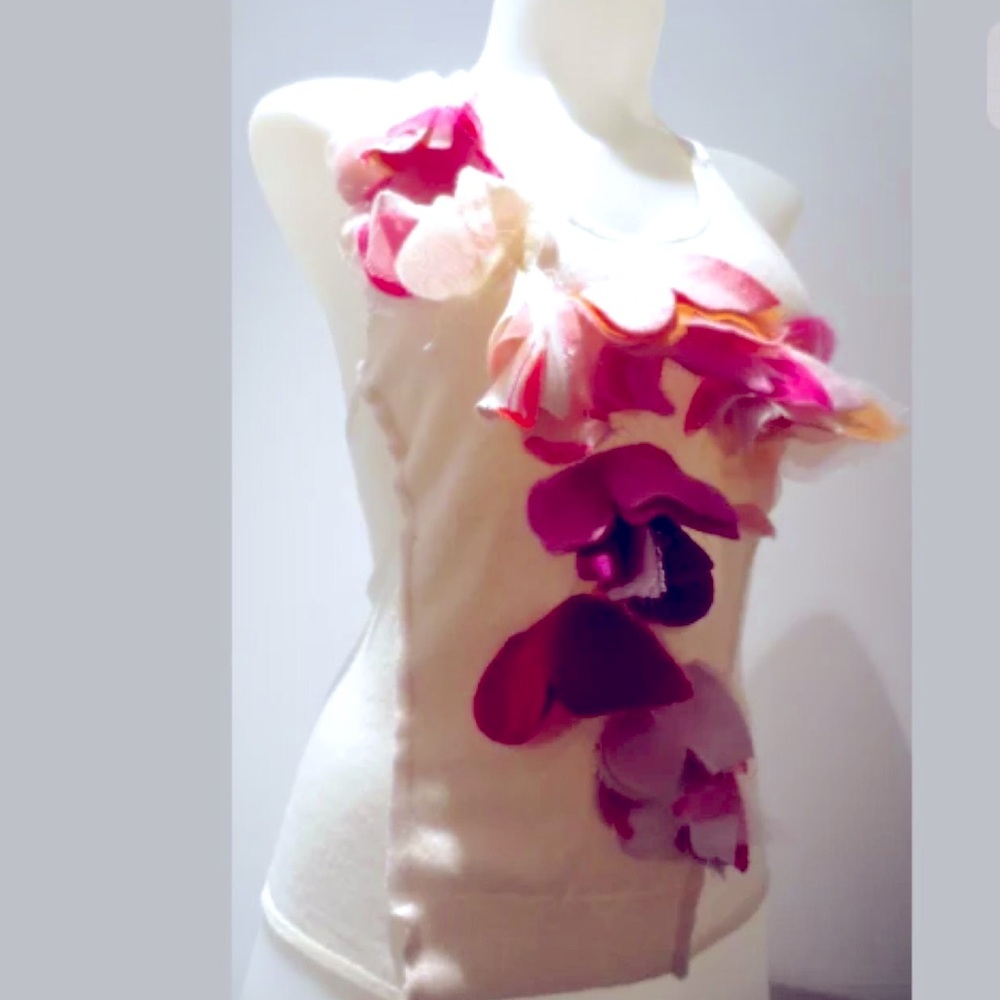 New with tags koi suwannagate flower appliqué cashmere halter top.
